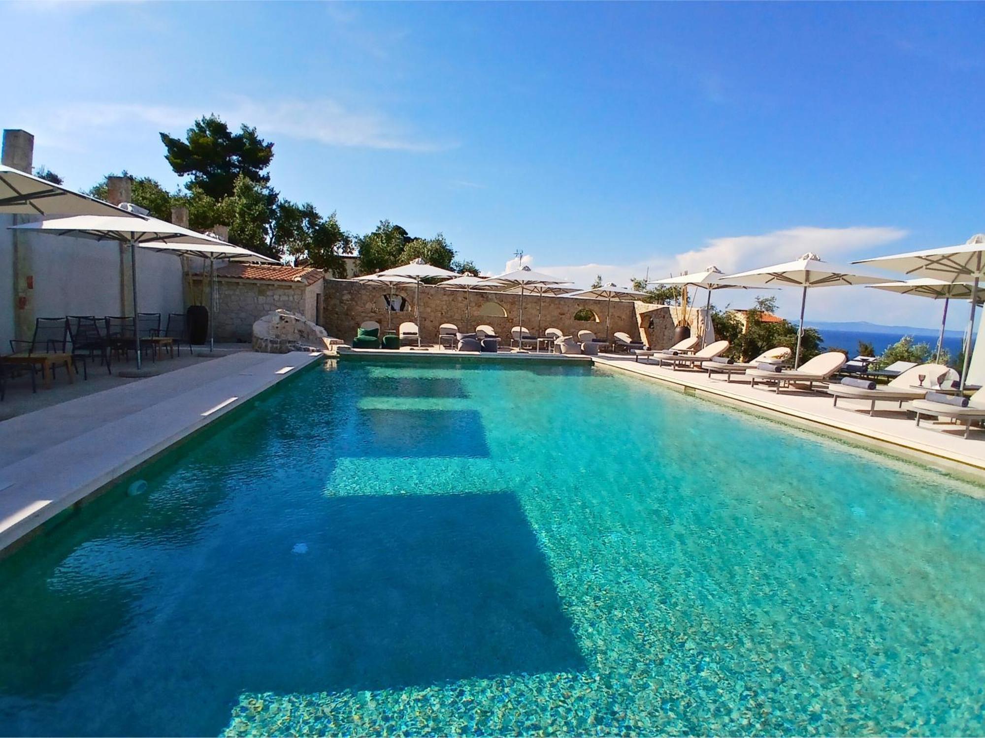 Helios Blue Kassandra Villa Kriopigi