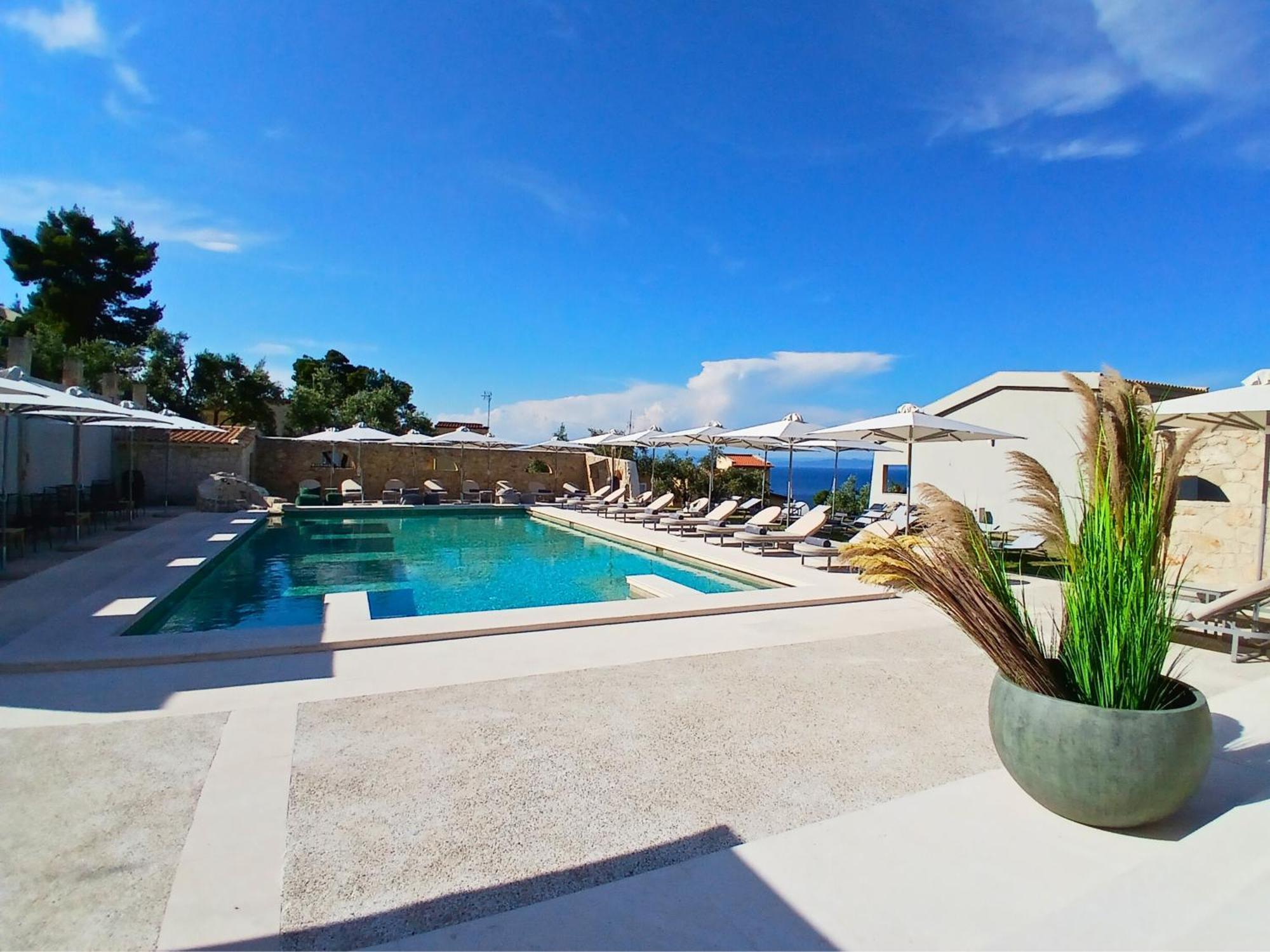 Helios Blue Kassandra Villa Kriopigi