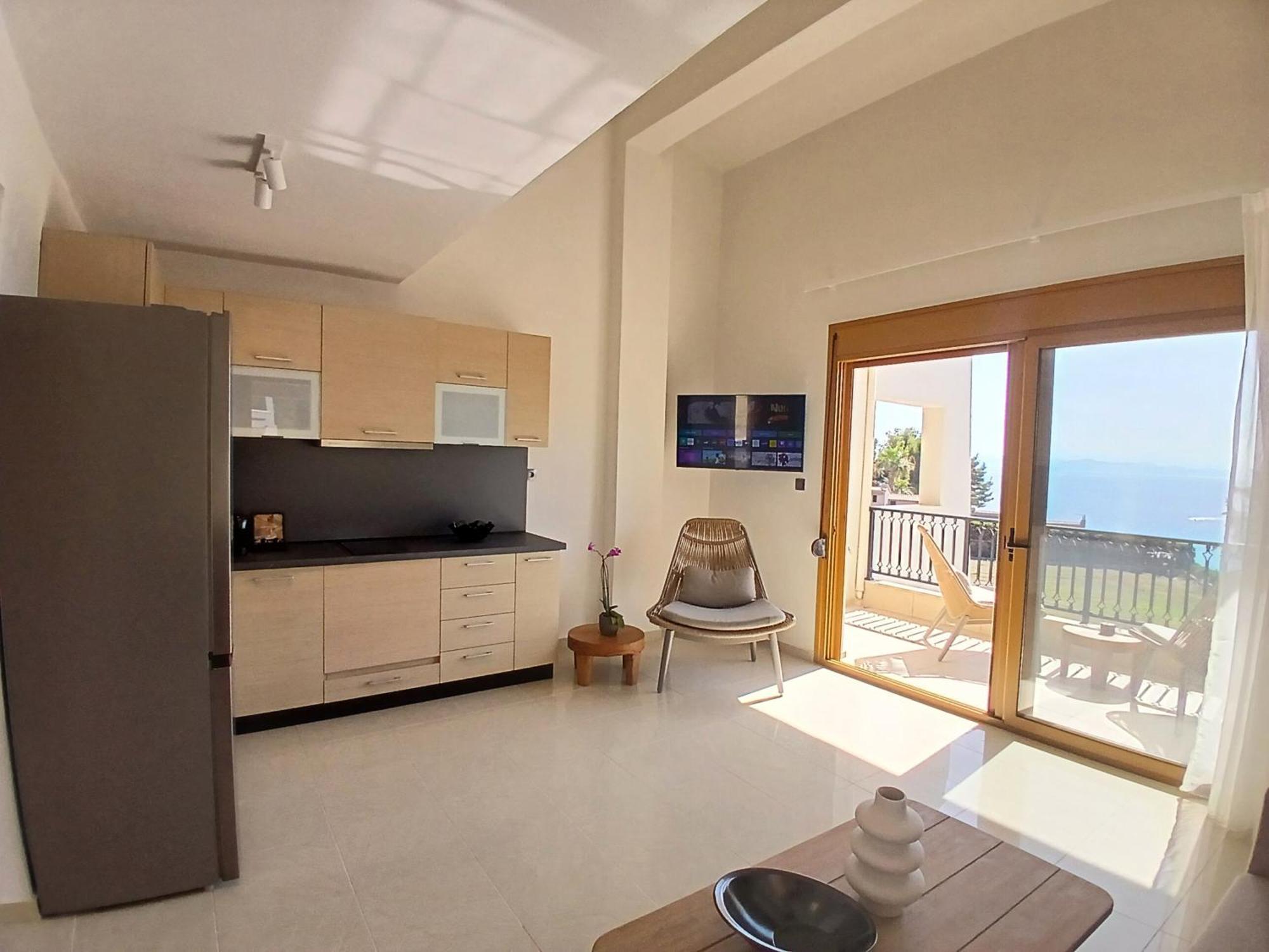 Villa Helios Blue Kassandra Kriopigi